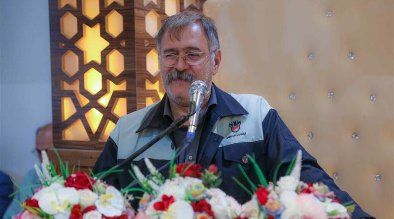 تجلیل از كارگران نمونه ذوب‌آهن اصفهان در هفته كارگر