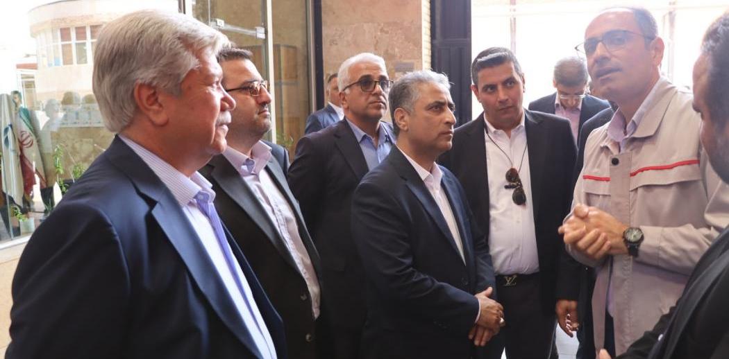 بازدید مدیرعامل بانك صنعت و معدن از شركت شكوفا بهداشت آرین (پرژك)
