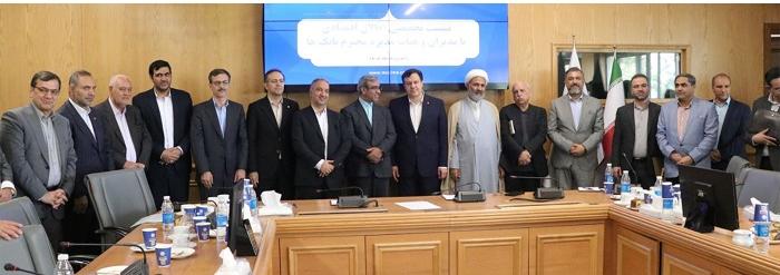 نشست مدیرعامل بانك ملت با فعالان اقتصادی خراسان رضوی