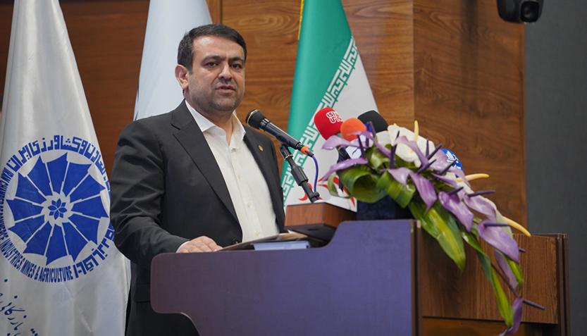 تاکید نجارزاده بر آمادگی کامل شبکه بانکی برای تامین مالی صنایع در نمایشگاه مشهد اینو‌کس