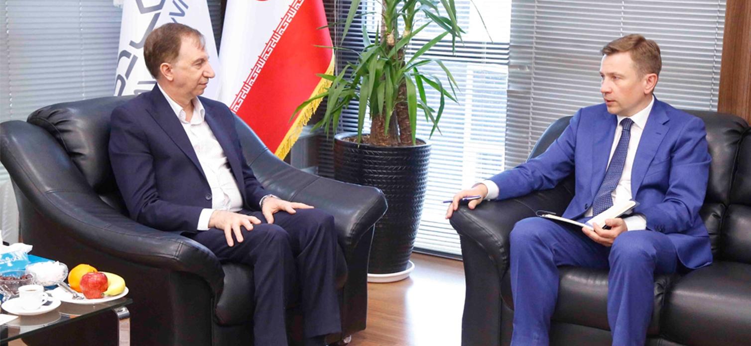 تقویت روابط بانکی ایران و روسیه با محوریت همکاری بانک دی و VTB
