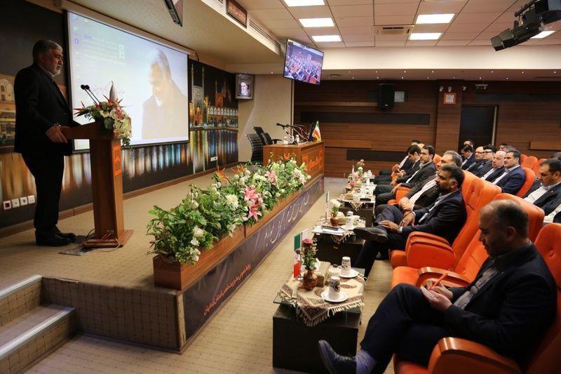 ایجاد تعادل در منابع و مصارف/ تسلط به دانش روز اقتصادی و بانکی، مزیت حرفه ای همکاران شعب