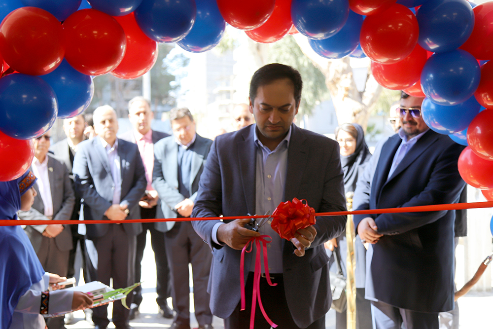 بیست و هشتمین شعبه بیمه ملت در زاهدان افتتاح شد / یزدان‌دوست: افتتاح شعب جدید، مسیر شکوفایی و توسعه خدمت‌رسانی را هموار می‌کند