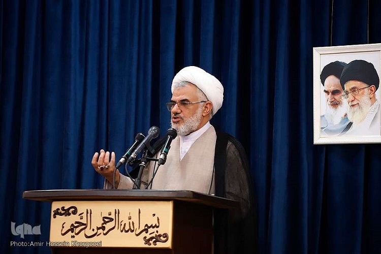 حکومت نسبت به فضاسازی غوغاسالاران علیه حجاب بی‌اعتنا باشد