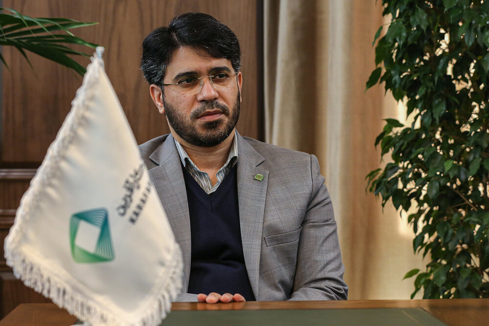 فناوری را به خدمت مشتریان می آوریم