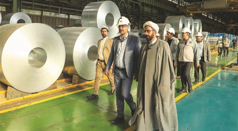 آرزو داریم فعالیت‌های مثبت و سازنده فولاد مباركه تداوم داشته باشد